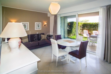 Apartment for Rent Taormina Mare Mazzeo BIANCO MARE Suite a Taormina mare Mazzeo, Salone