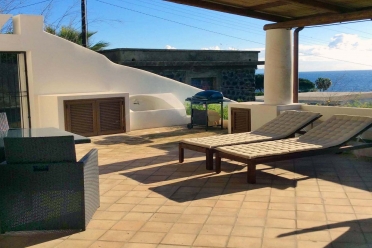 Appartamento Lingua Salina, the proximity of the sea, the view, the terrace