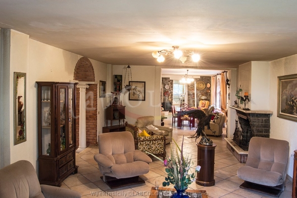 Villa Gloria a Segni - Roma Salone