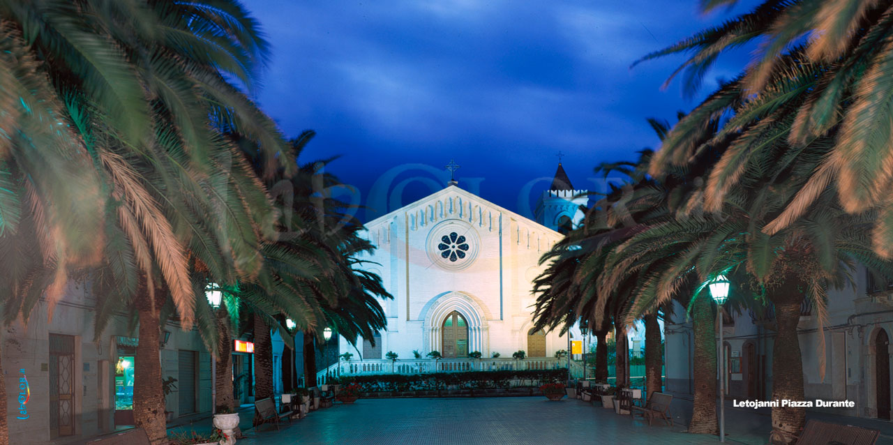 Letojanni Piazza Durante